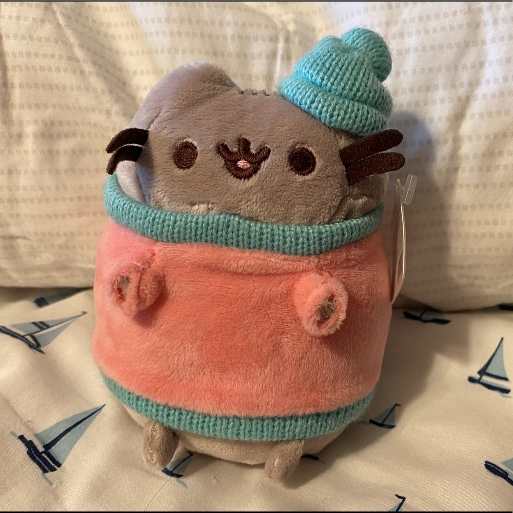 NWT-Pusheen small stuffed Pusheen dressed in a sweater and winter hat.
